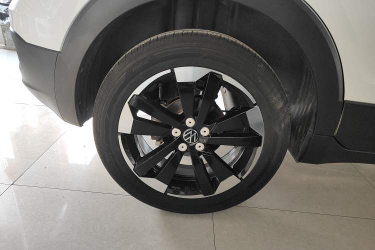 Used Volkswagen Tacqua 2021 1.5L Automatic Yue Zhi Lian Edition Right Rear Wheel Hub