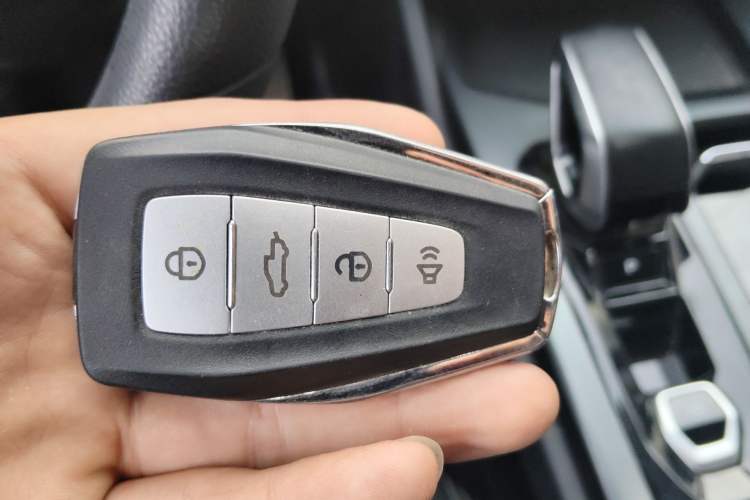 Used Radar Horizon 2023 410 km Entrepreneur Edition Vehicle Key