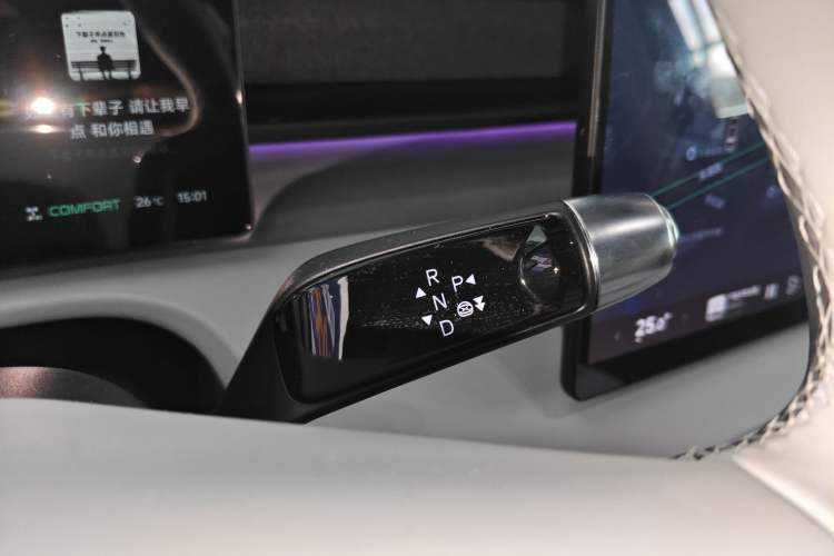 Used XPeng X9 2024 702 Ultra-Long Range Pro