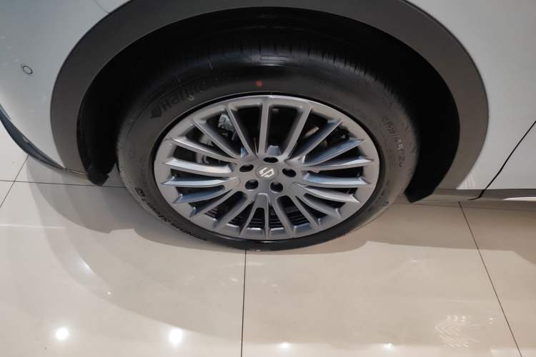 Used Leapmotor C11 2024 Range-Extended 300 Luxury Edition Left Front Wheel Hub