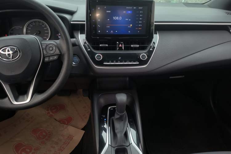 Used Toyota Levin 2022 Dual-Engine 1.8H E-CVT Luxury Edition Audio And AC Panel