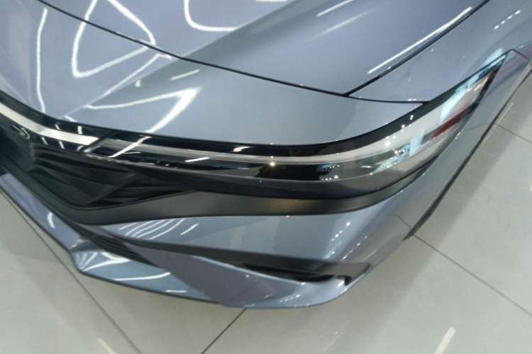 Used Hyundai Elantra 2023 1.5L CVT LUX Prestige Edition Left Front Headlight