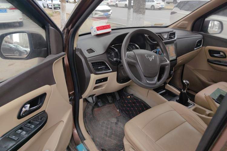 Used Wuling Hongguang 2015 1.5L S1 Comfort China V Standard Driver Seat