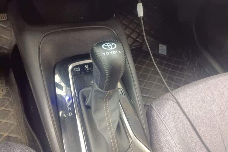Used Toyota Levin 2023 Smart Electric Hybrid Dual-Engine 1.8L Leading Edition Gear Lever