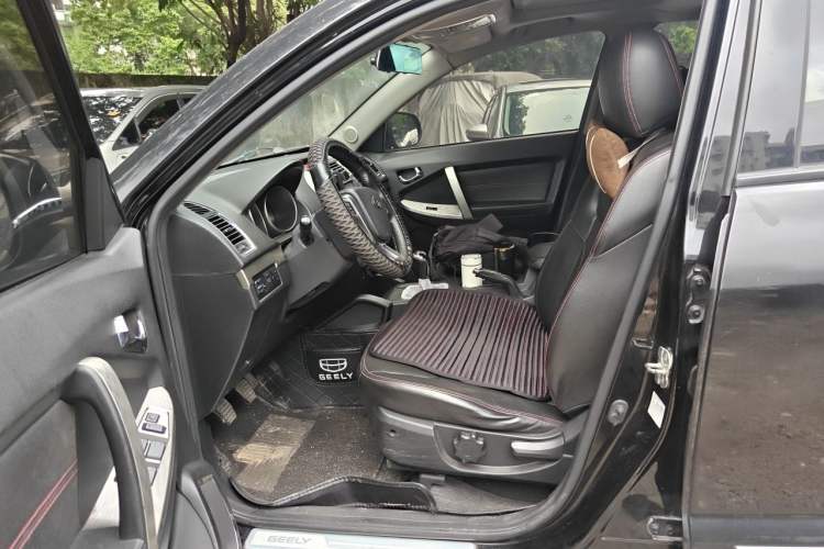 Used Geely Auto GX7 2015 Classic Edition 1.8L Manual Elite Model China V Standard
