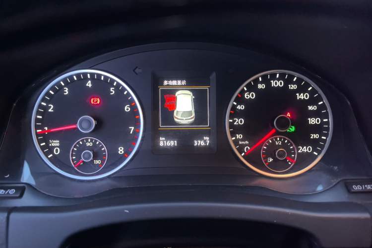 Used Volkswagen Tiguan 2015 1.8TSI Automatic All-Wheel-Drive Luxury Model