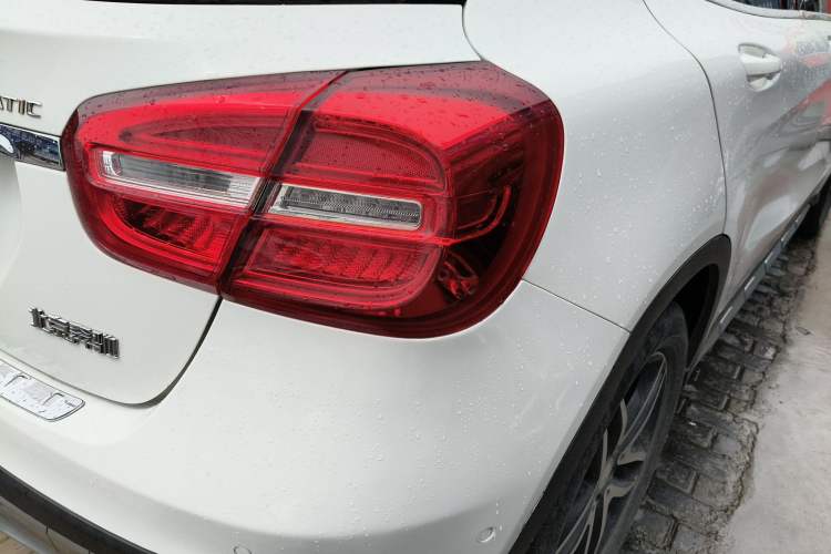 Used Mercedes-Benz GLA 2016 GLA 220 4MATIC Fashion Edition Right Rear Taillight