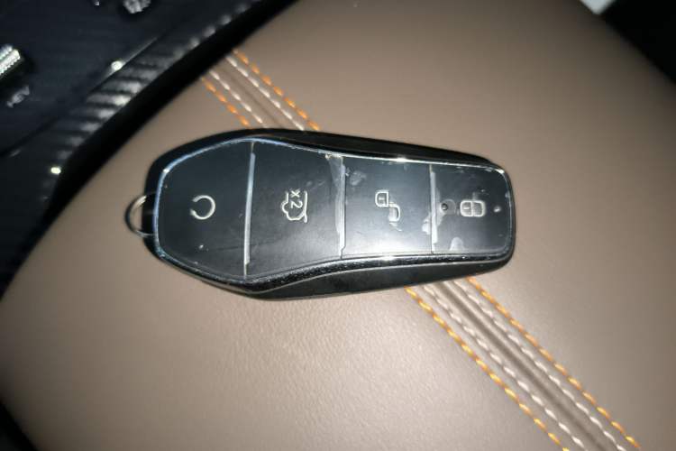 Used BYD Qin PLUS 2024 HONOR Edition DM-i 55KM Leading Model