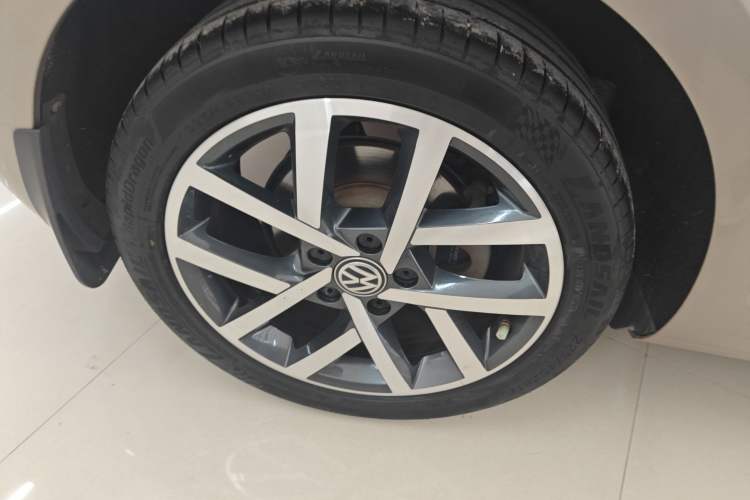 Used Volkswagen Golf 2018 230TSI Automatic Luxury Version