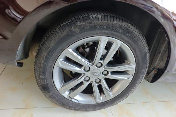 Used Geely Auto Emgrand 2017 Sedan Million Edition 1.5L CVT Upward Version
