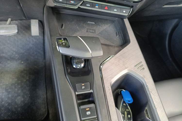 Used Oshan X5 PLUS 2023 1.5T DCT Smart & Fun AI Edition
