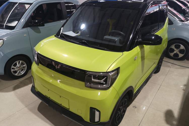 Used Wuling Hongguang MINIEV 2022 GAMEBOY 200km Gaming Edition with Lithium Iron Phosphate