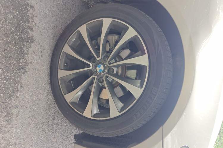 Used BMW 5 Series 2017 525Li Leading Model
