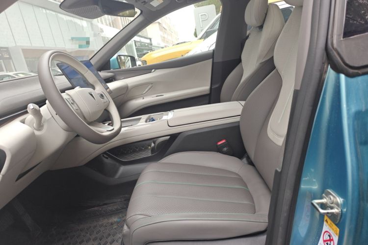 Used Deepal L07 2024 230Max Qiankun Intelligent Driving ADS SE Range-Extended Version