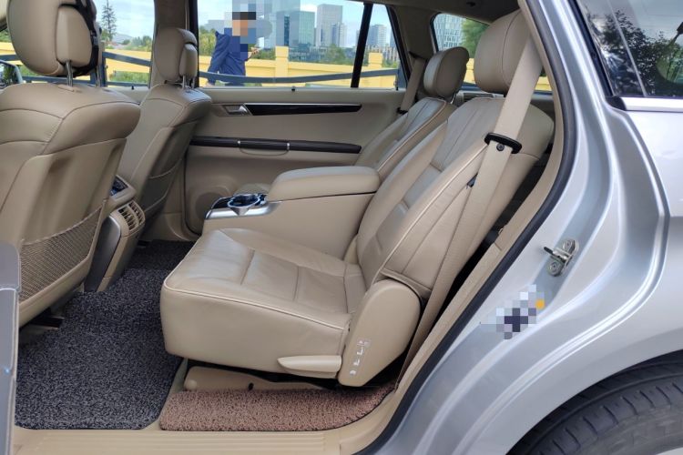 Used Mercedes-Benz R-Class 2014 R 320 4MATIC Luxury Model