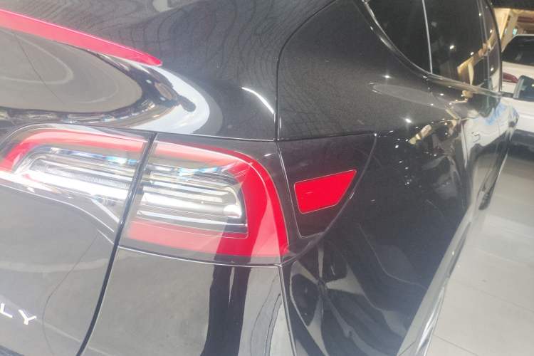 Used Tesla Model Y 2021 Standard Range Rear-Wheel Drive Version