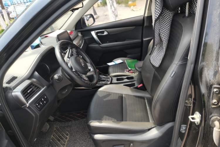 Used Kia Sportage R 2018 2.0L Automatic Smart Luxury Version China V Standard Left Front Seat