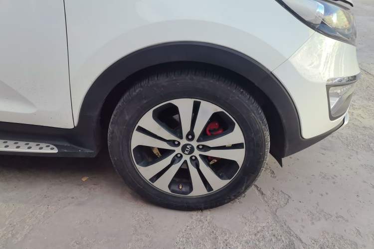 Used Kia Sportage R 2014 2.0L Automatic Two-Wheel Drive Premium Trim
