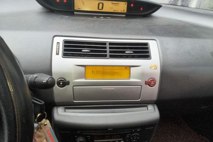 Used Citroen C-Quatre 2011 Sedan 1.6L Manual Fashion Edition Audio And AC Panel