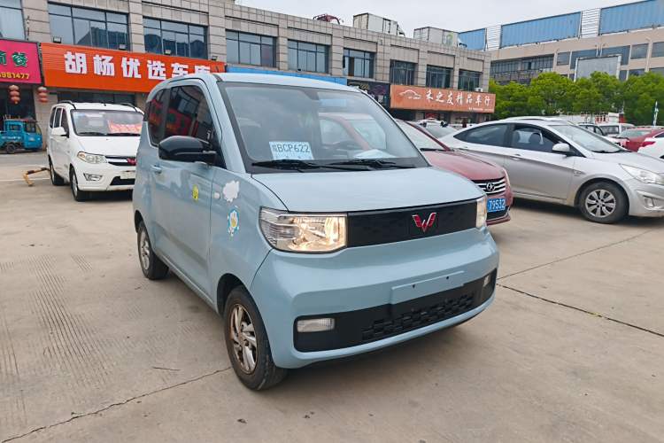 Used Wuling Hongguang MINIEV 2022 Zizai Version Lithium Iron Phosphate Front Right 45 Deg