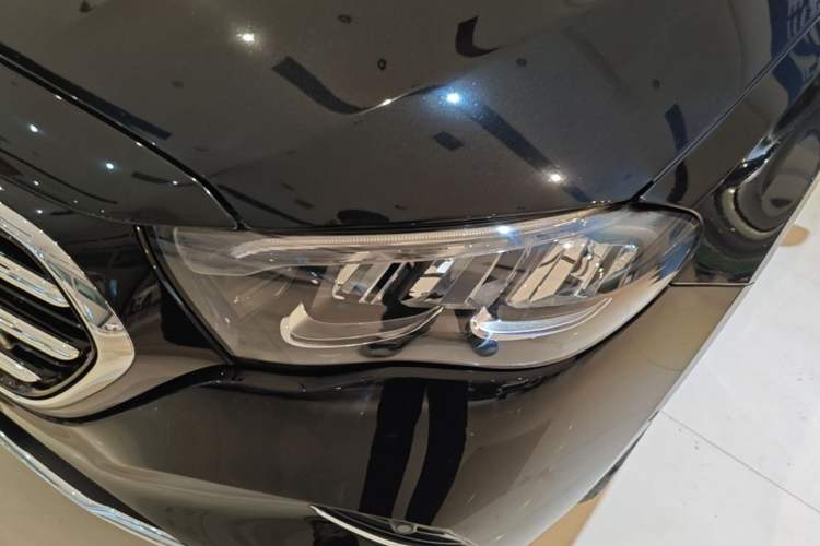 Used Mercedes-Benz E-Class 2025 Facelift E 300 L Luxury Edition