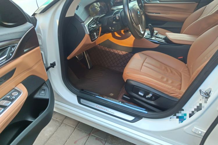 Used BMW 6 Series GT 2021 630i Luxury Design Package Driver Seat