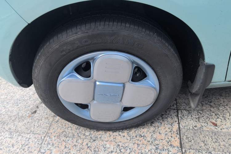 Used Geely Galaxy Panda 2023 Panda Mini 200km Endurance Bear Left Front Wheel Hub