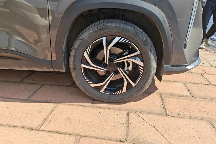 Used Geely Auto Emgrand X7 Sport 2024 1.5TD Dragon Edition
