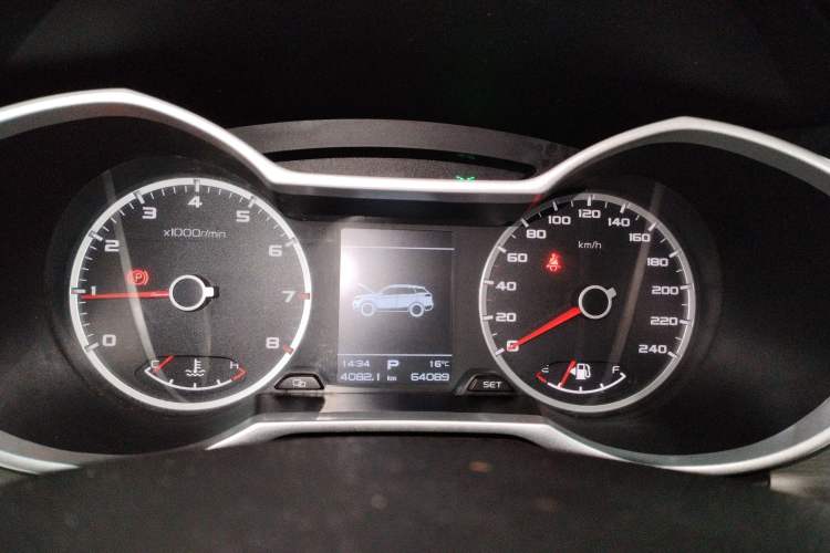 Used Geely Auto Emgrand X7 Sport 2020 1.8TD DCT Two-Wheel Drive Zhiya Model