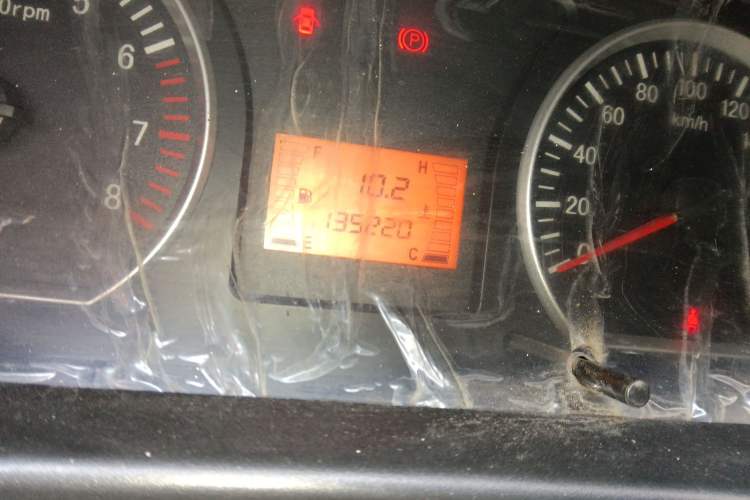 Used FORTHING Lingzhi 2015 V3 1.5L 7-Seater Luxury Model
