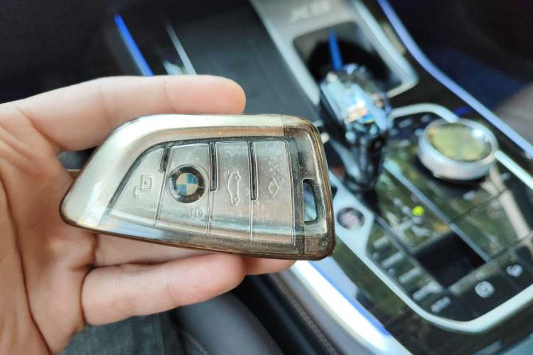 Used BMW X5 2022 xDrive 30Li Luxury M Sport Package