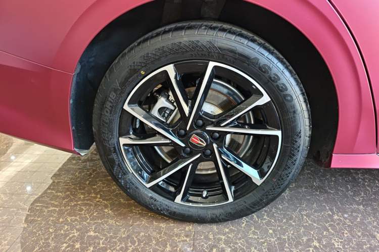 Used Hongqi H6 2024 2.0T ZhiMei Edition