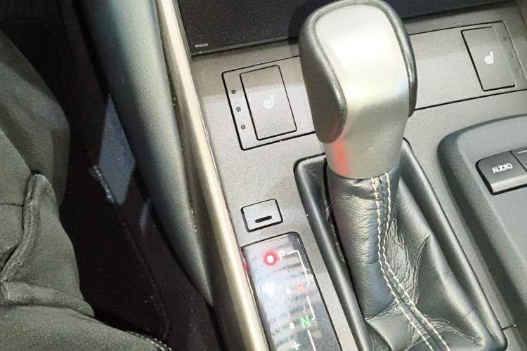 Used Lexus IS 2017 300 FENGSHANG Edition