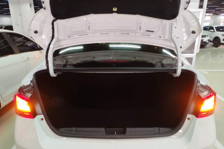 Used Chery Arrizo 5 2019 Revised PRO 1.5L CVT Youth Edition China VI Standard