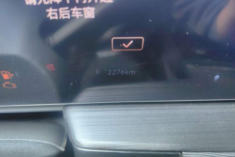 Used Buick LaCrosse 2023 28T Prestige Edition Odometer Close Up