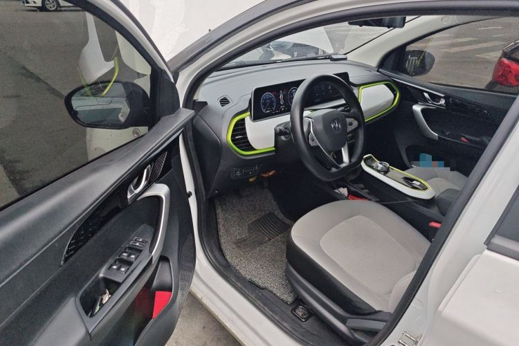 Used CHANGAN Benni E-Star 2022 Charming Edition Colorful Model Lithium Iron Phosphate
