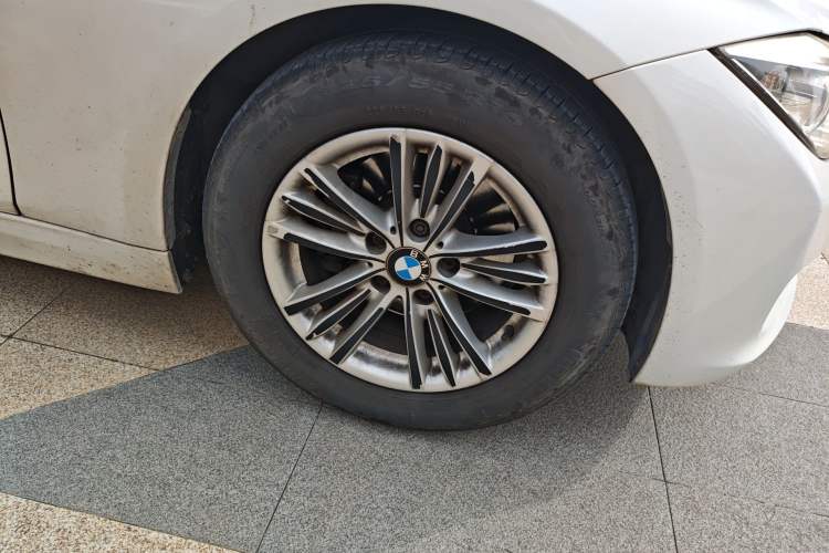 Used BMW 3 Series 2015 320Li Fashion Model
