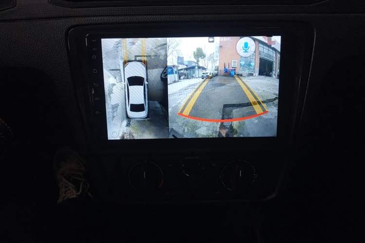 Used Volkswagen Santana 2021 1.5L Automatic Fashion Edition Audio And AC Panel