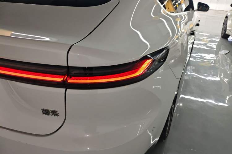 Used Nio ET7 2024 75 kWh Executive Edition
