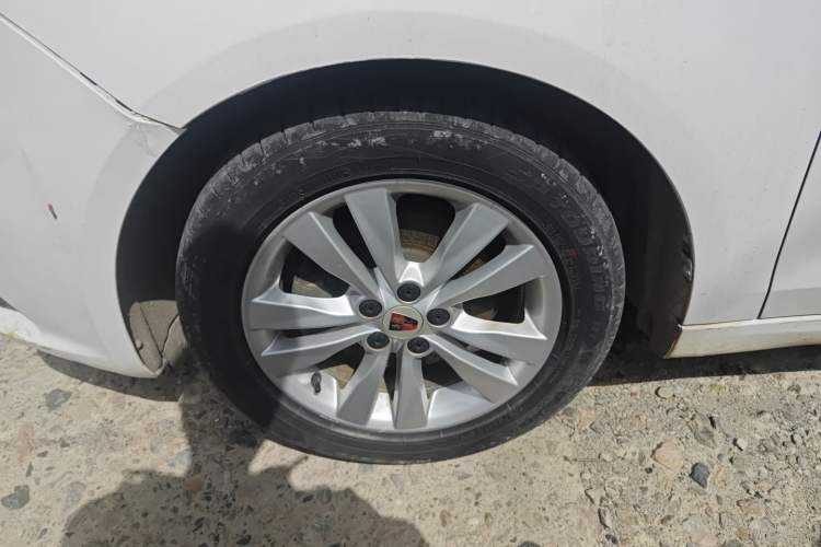 Used Roewe 360 2015 1.5L Automatic Luxury Edition