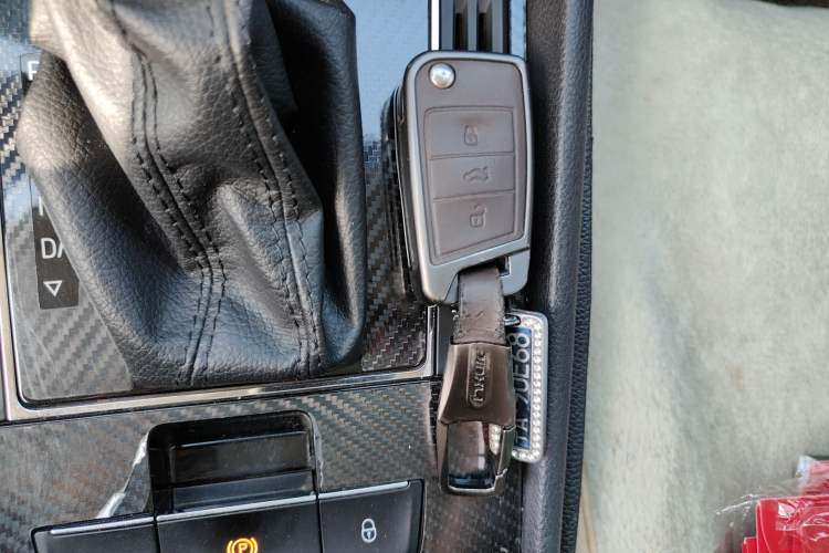 Used Skoda Superb 2016 TSI330 DSG Smart Drive Edition Vehicle Key