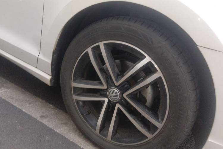 Used Volkswagen Lamando 2018 280TSI DSG Luxury Edition
