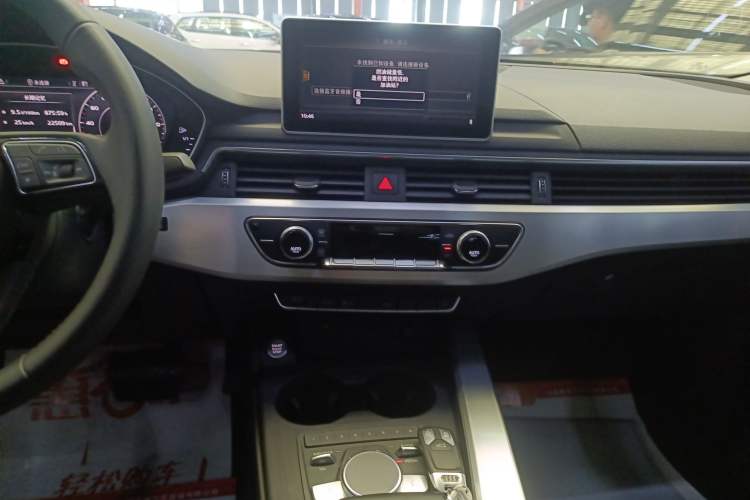 Used Audi A4L 2018 30th Anniversary Edition 40 TFSI Fashion Model