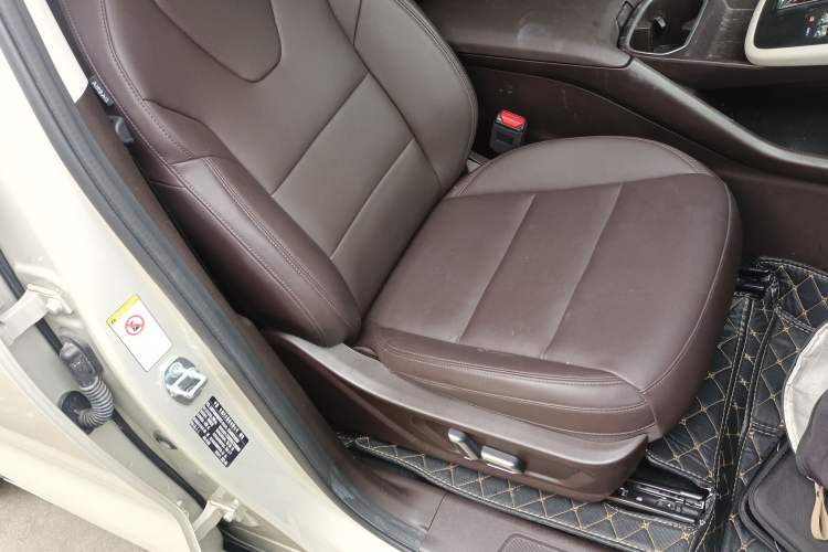 Used Haval Fierce Dragon Max 2023 1.5L Hi4 105 Four-Wheel Drive Navigation Edition Right Front Seat