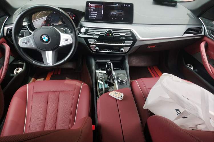 Used BMW 5 Series 2023 530Li Leading Model M Sport Package
