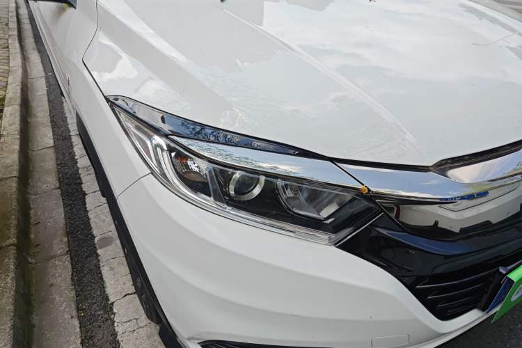 Used Honda Vezel 2022 1.5L CVT Phantom Night Pioneer Edition
