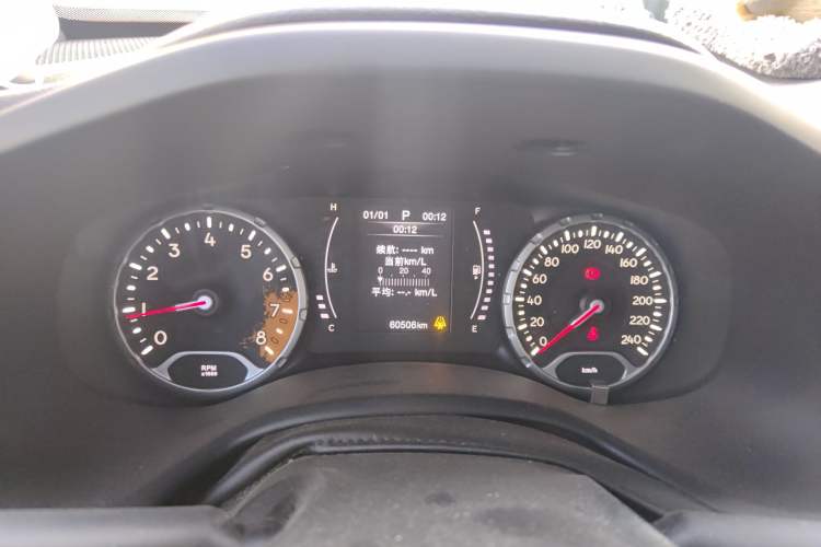 Used Jeep Renegade 2017 180T Automatic High-Energy Version Instrument Cluster