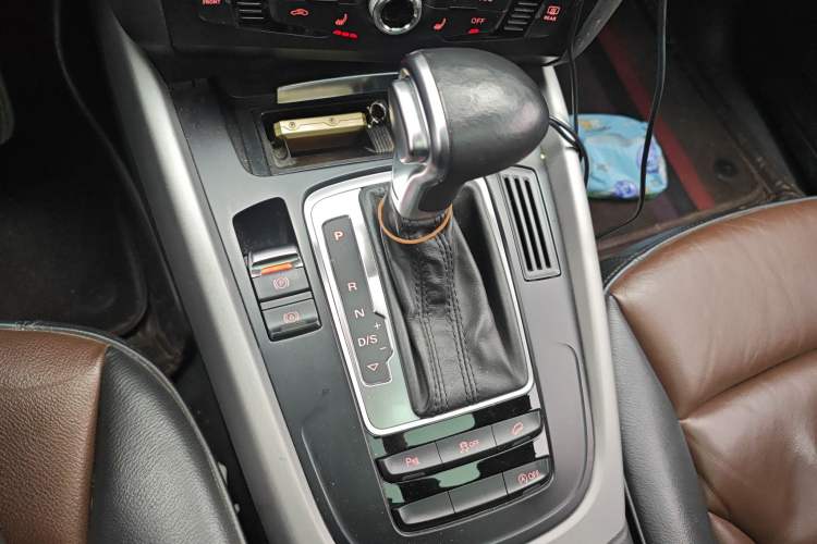 Used Audi Q5 2017 Plus 40 TFSI Ambition Model