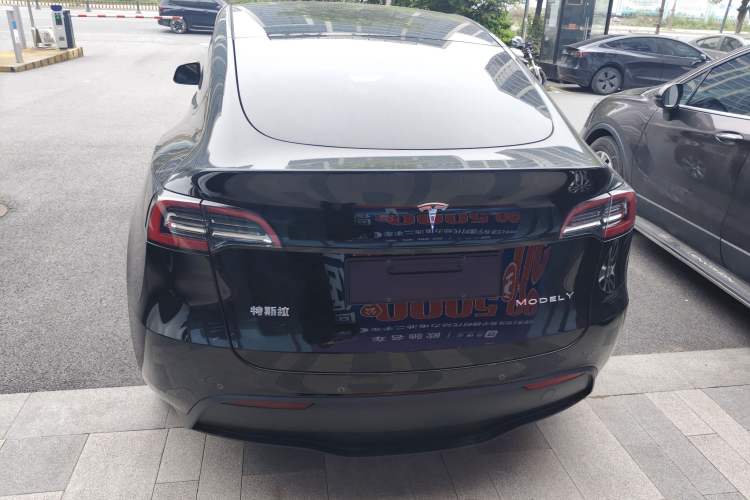 Used Tesla Model Y 2022 Rear-Wheel-Drive Version

