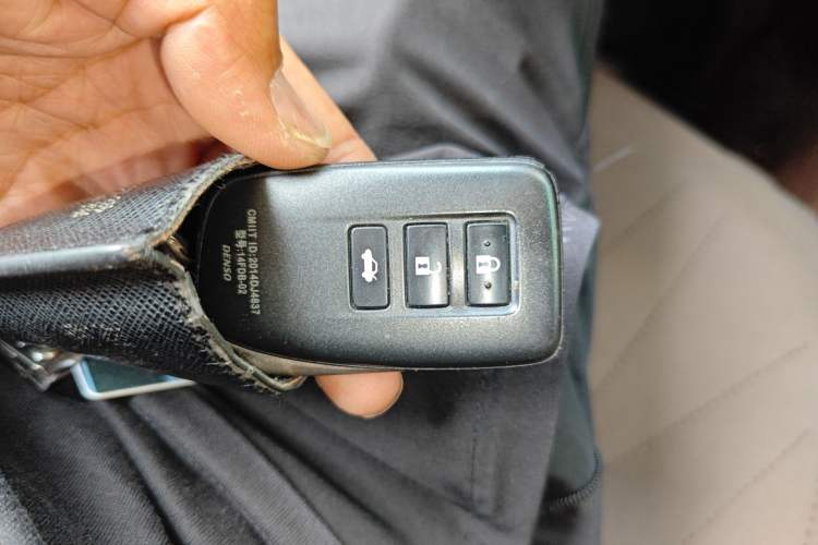 Used Lexus ES 2015 300h Comfort Edition
